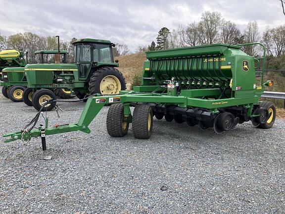 Image of John Deere 1590 Primary image