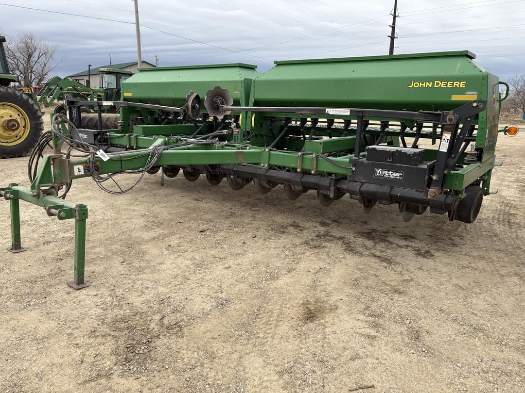 Image of John Deere 1590 Primary image