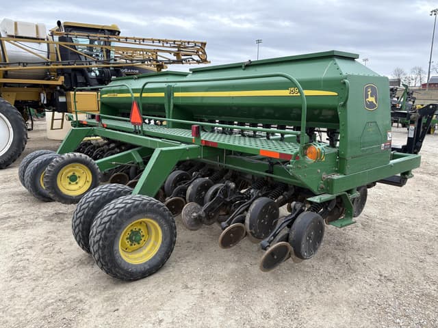 Image of John Deere 1590 equipment image 2