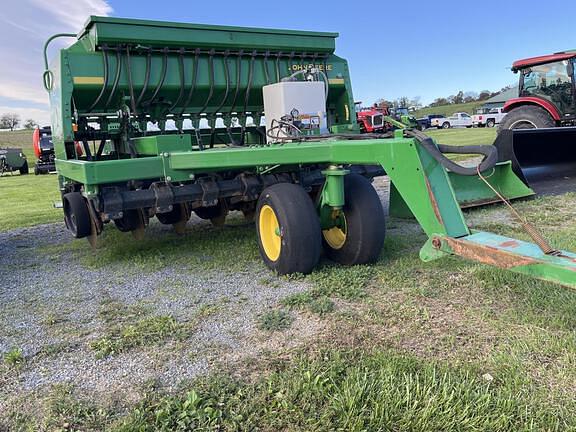 Image of John Deere 1590 equipment image 1