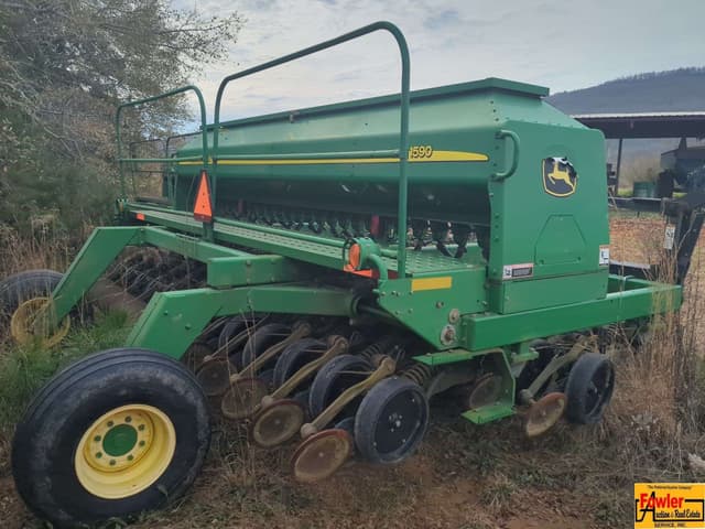 Image of John Deere 1590 equipment image 2