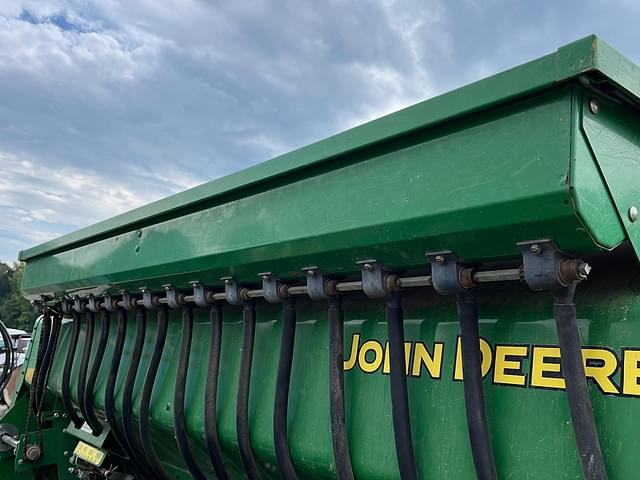 Image of John Deere 1590 equipment image 3