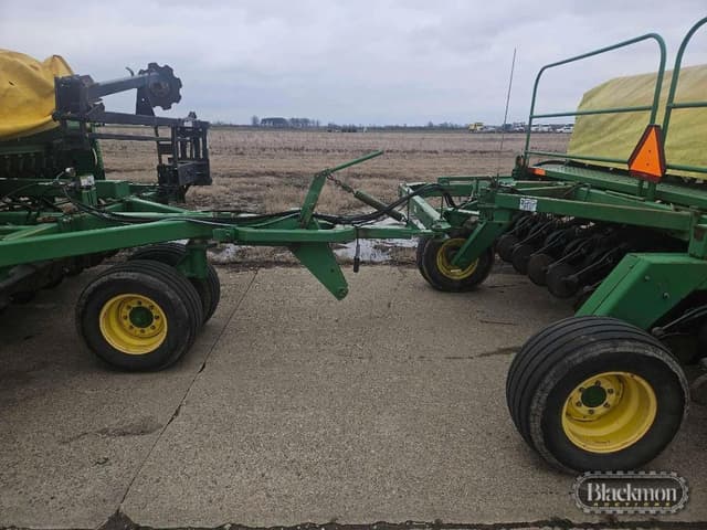 Image of John Deere 1590 equipment image 4