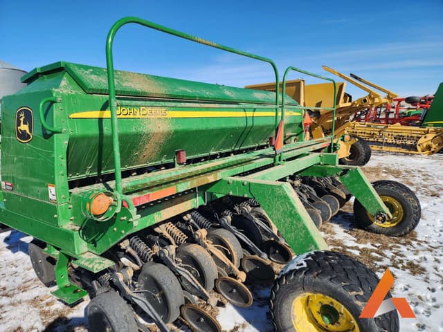 Image of John Deere 1590 equipment image 3