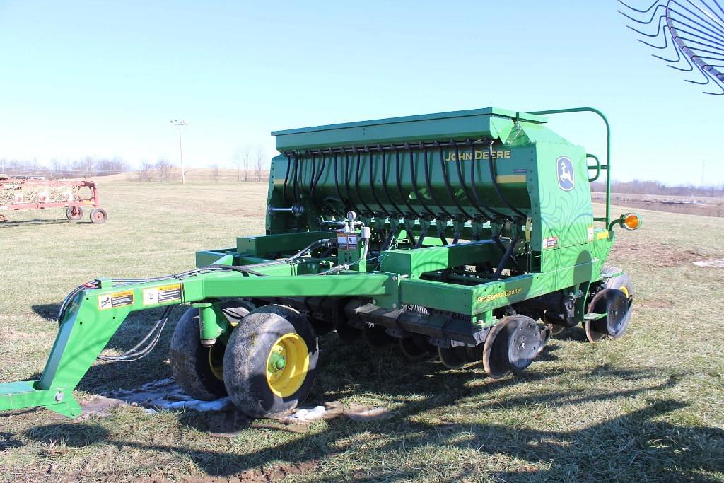 Image of John Deere 1590 Primary image