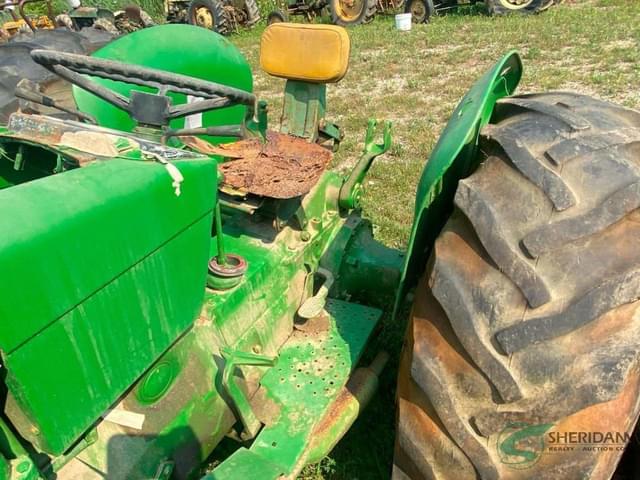 Image of John Deere 1530 equipment image 4