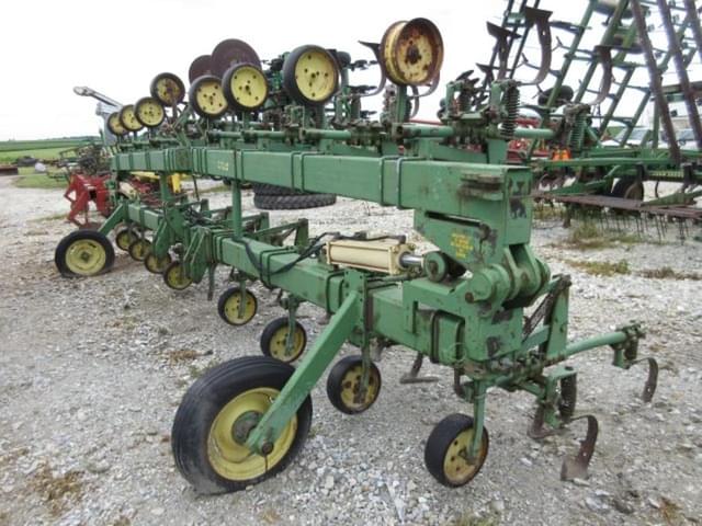 Image of John Deere Undetermined equipment image 4