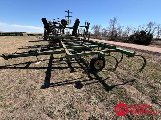 Image of John Deere E1610 equipment image 4