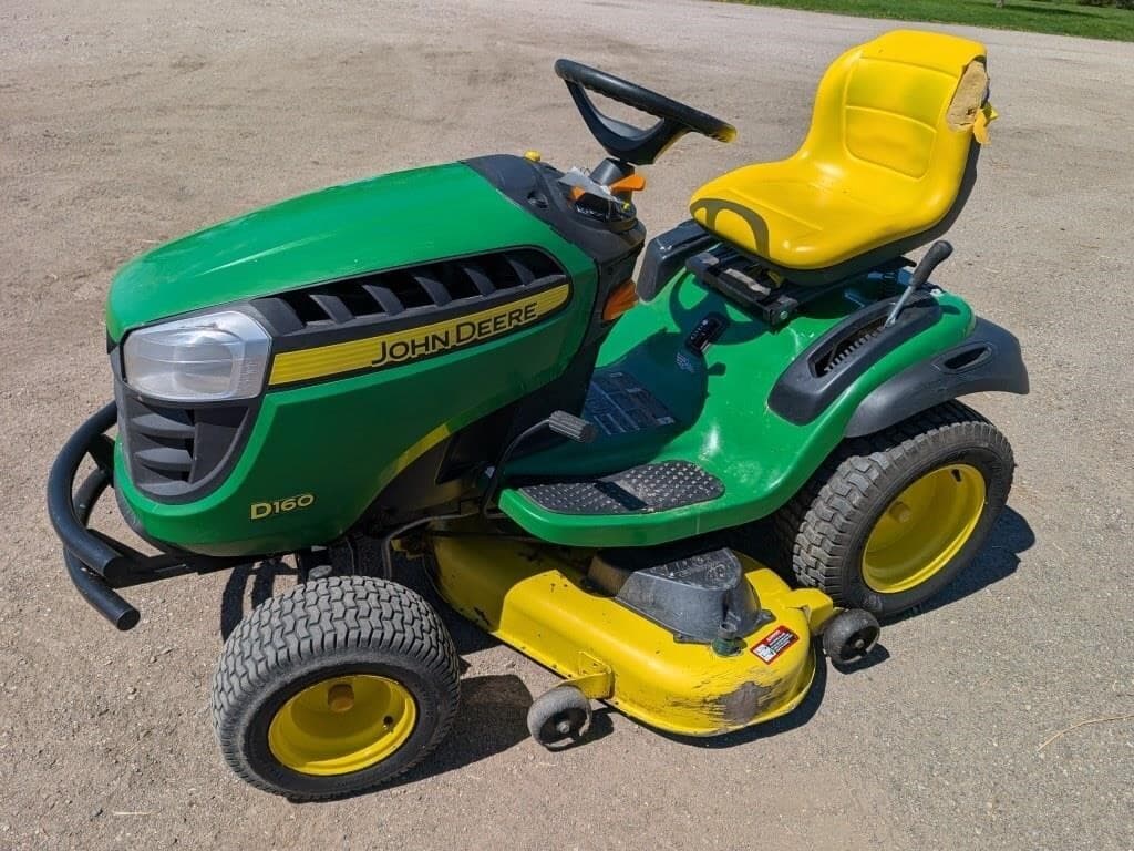 Image of John Deere D160 Primary image