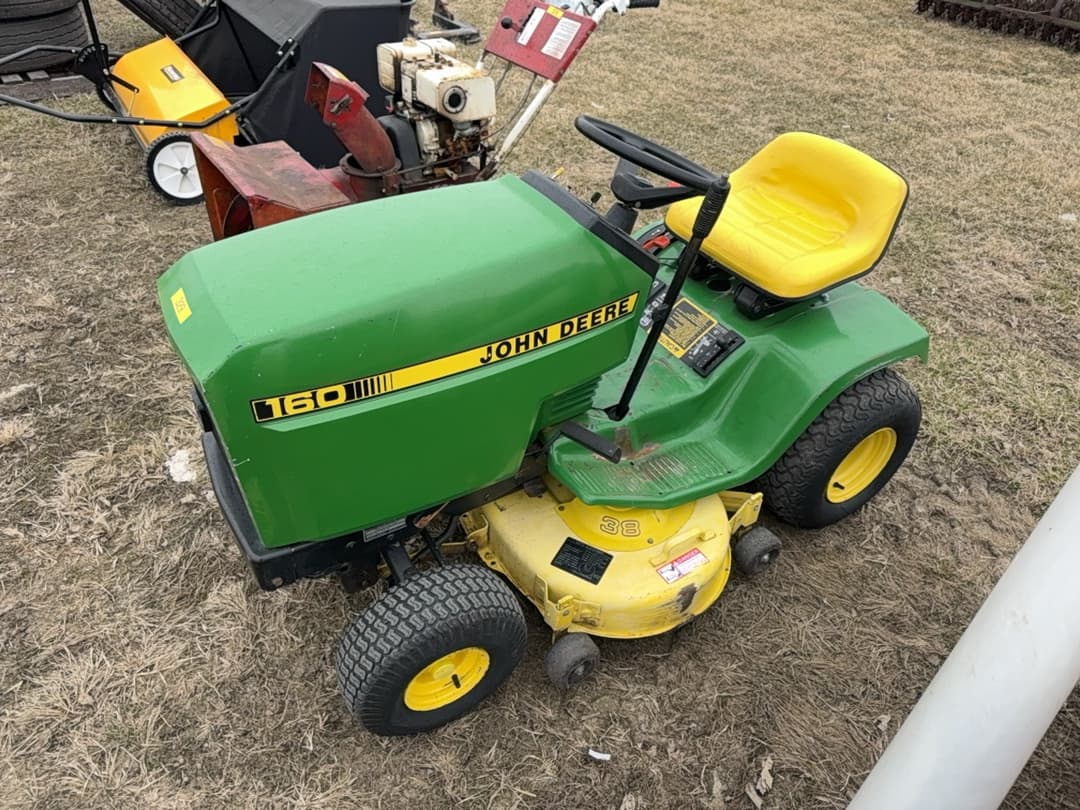 Image of John Deere 160 Primary image