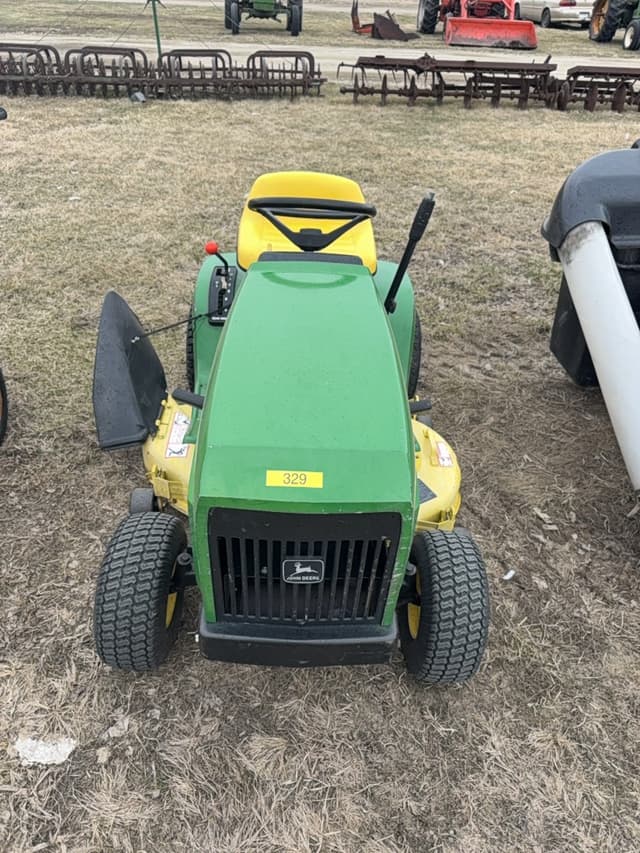 Image of John Deere 160 equipment image 1