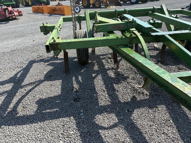 Image of John Deere 1600 Primary image