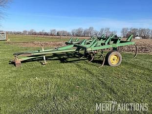 John Deere 1600 Equipment Image0