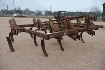 Main image John Deere 1600