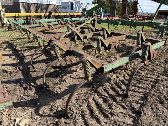 Image of John Deere 1600 equipment image 2