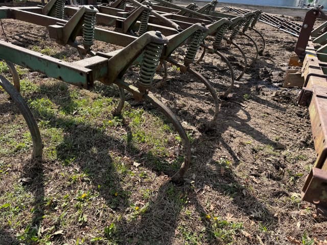 Image of John Deere 1600 equipment image 4