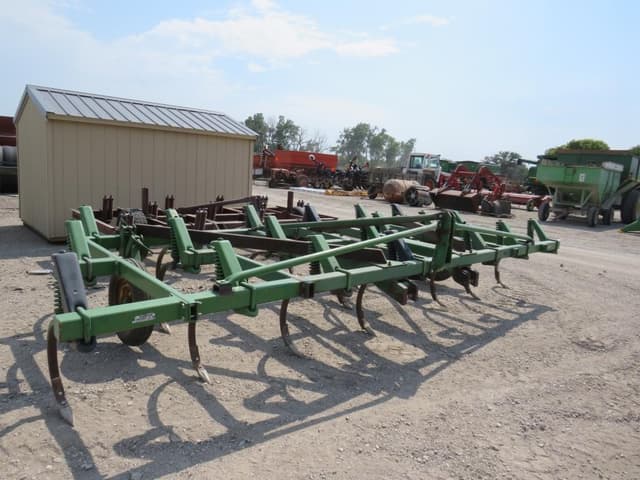 Image of John Deere 1600 equipment image 4