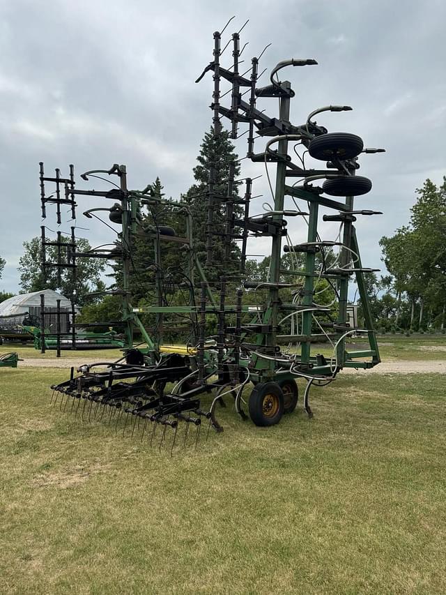 Image of John Deere 1600 equipment image 3