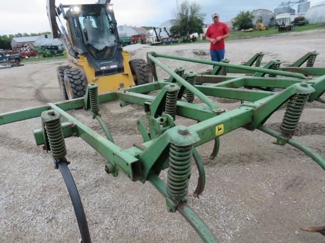 Image of John Deere 1600 equipment image 1