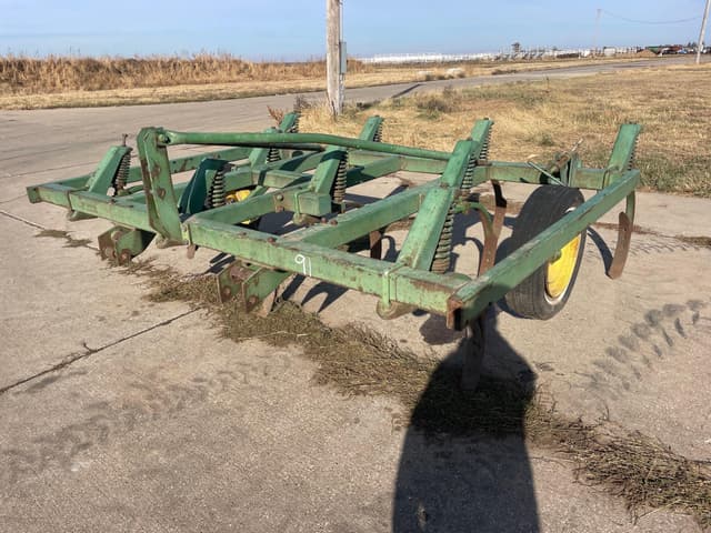 Image of John Deere 1600 equipment image 1