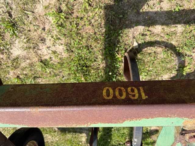 Image of John Deere 1600 equipment image 3