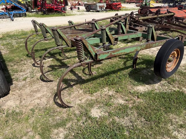 Image of John Deere 1600 equipment image 1