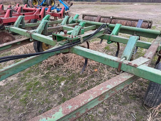 Image of John Deere 1600 equipment image 3