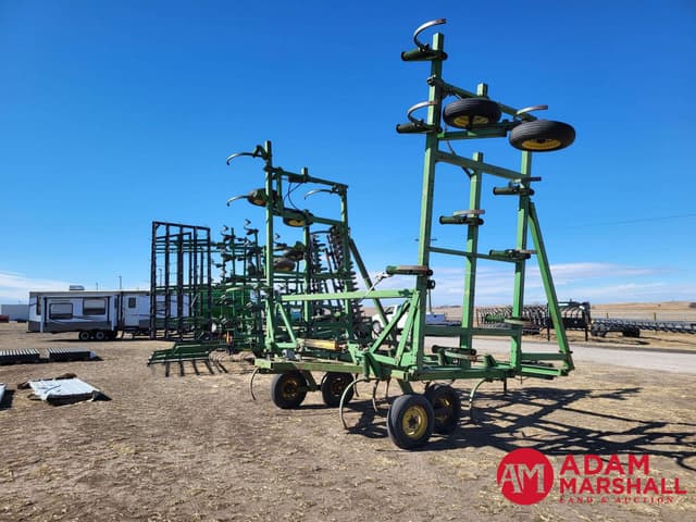 Image of John Deere E1600 equipment image 2