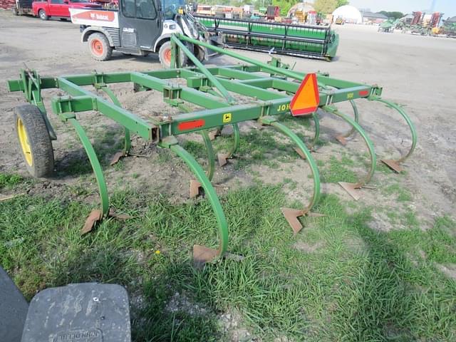 Image of John Deere 1600 equipment image 2