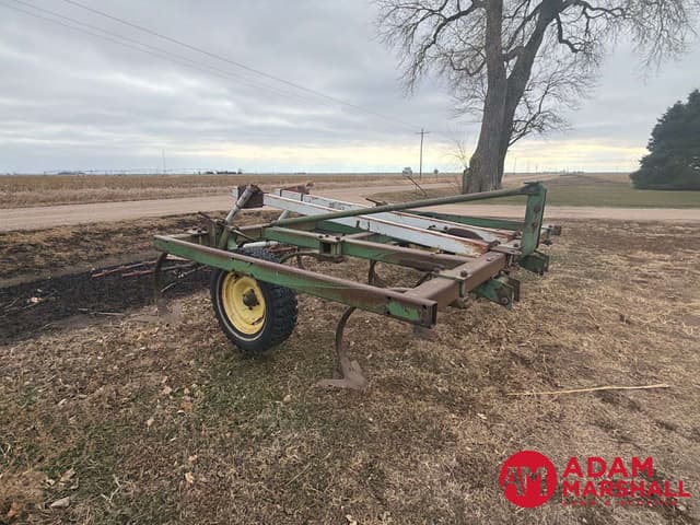 Image of John Deere 1600 equipment image 1
