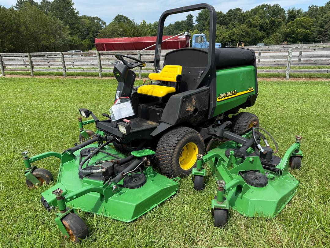 Image of John Deere 1600 Primary image