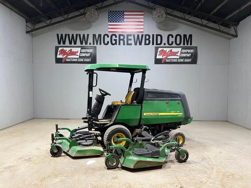 John Deere 1600 Turbo Equipment Image0