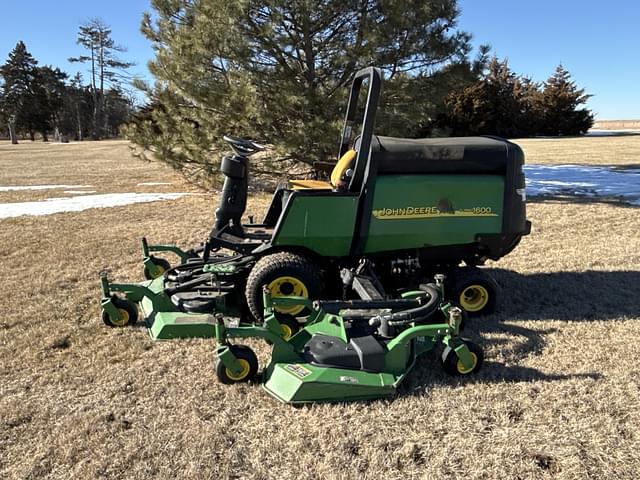 Image of John Deere 1600 equipment image 2