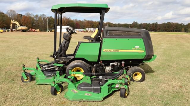 Image of John Deere 1600 Turbo equipment image 3