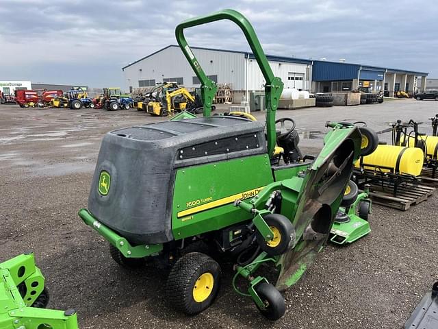 Image of John Deere 1600 equipment image 2