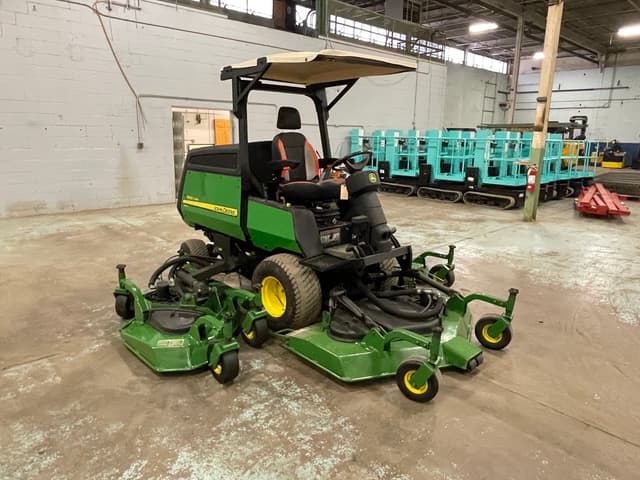 Image of John Deere 1600 equipment image 2