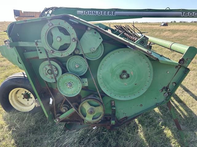 Image of John Deere 1600A equipment image 4