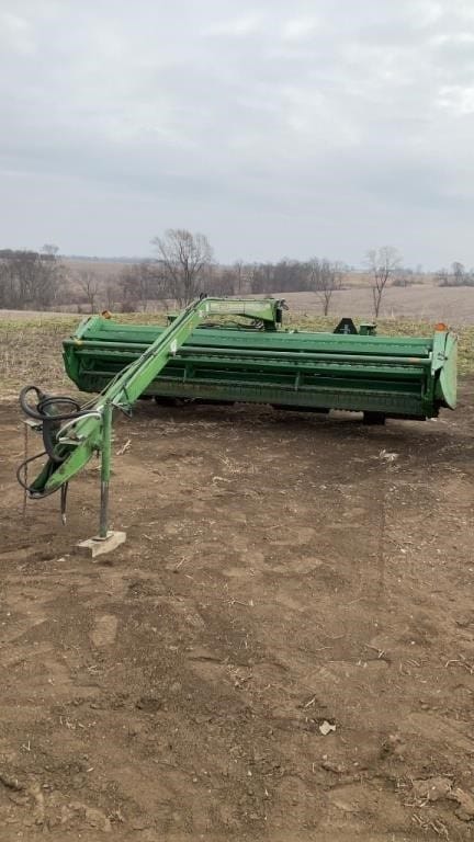 John Deere 1600 Equipment Image0