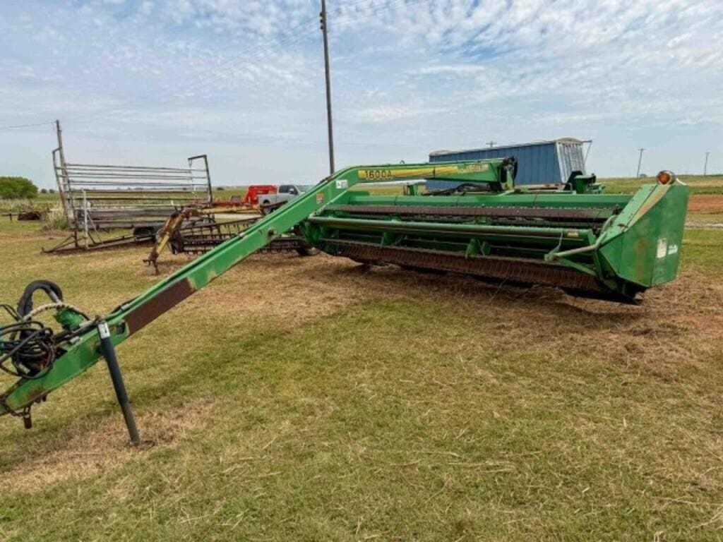 John Deere 1600A Equipment Image0