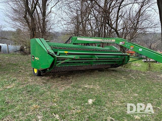 Image of John Deere 1600A equipment image 4