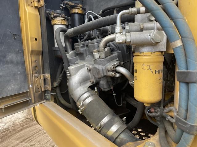 Image of John Deere 160D LC equipment image 4