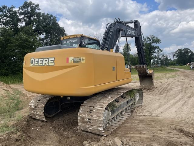 Image of John Deere 160D LC equipment image 3