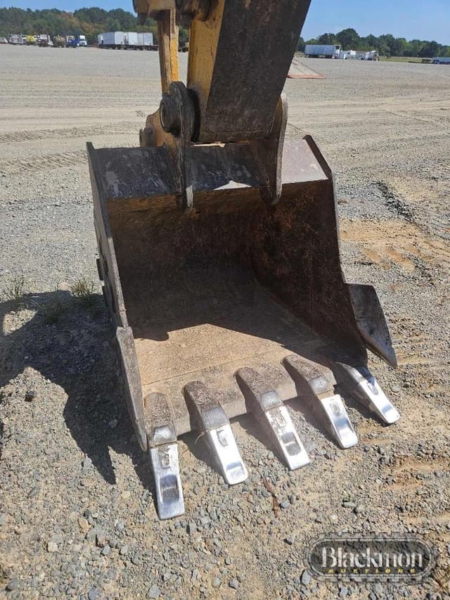 Image of John Deere 160LC equipment image 3