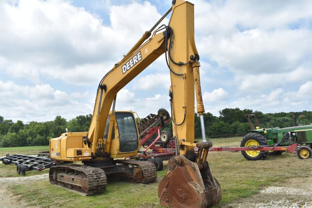 Image of John Deere 160LC equipment image 3
