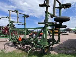 Main image John Deere 1610 4