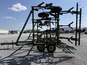 John Deere 1610 Image