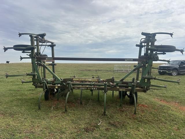 Image of John Deere 1610 equipment image 3