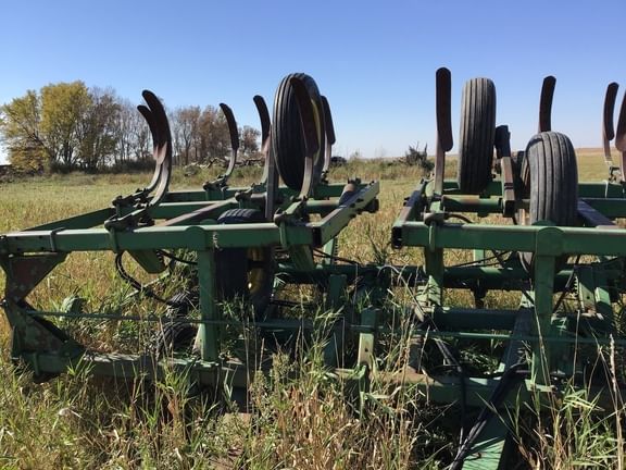 Main image John Deere 1610