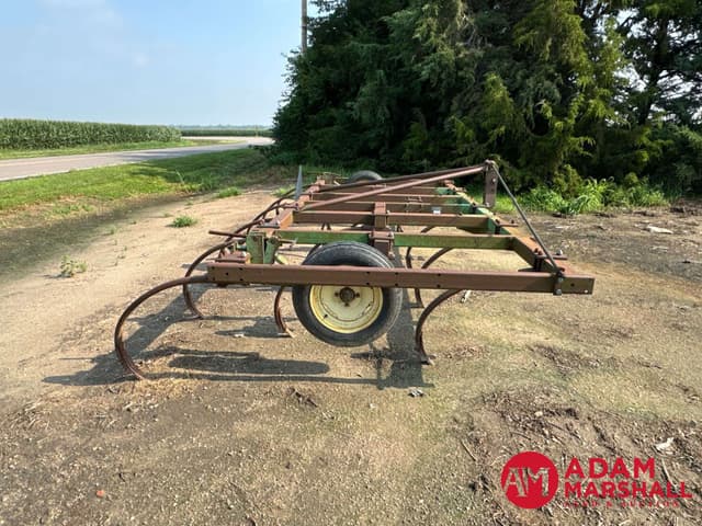 Image of John Deere 1610 equipment image 3