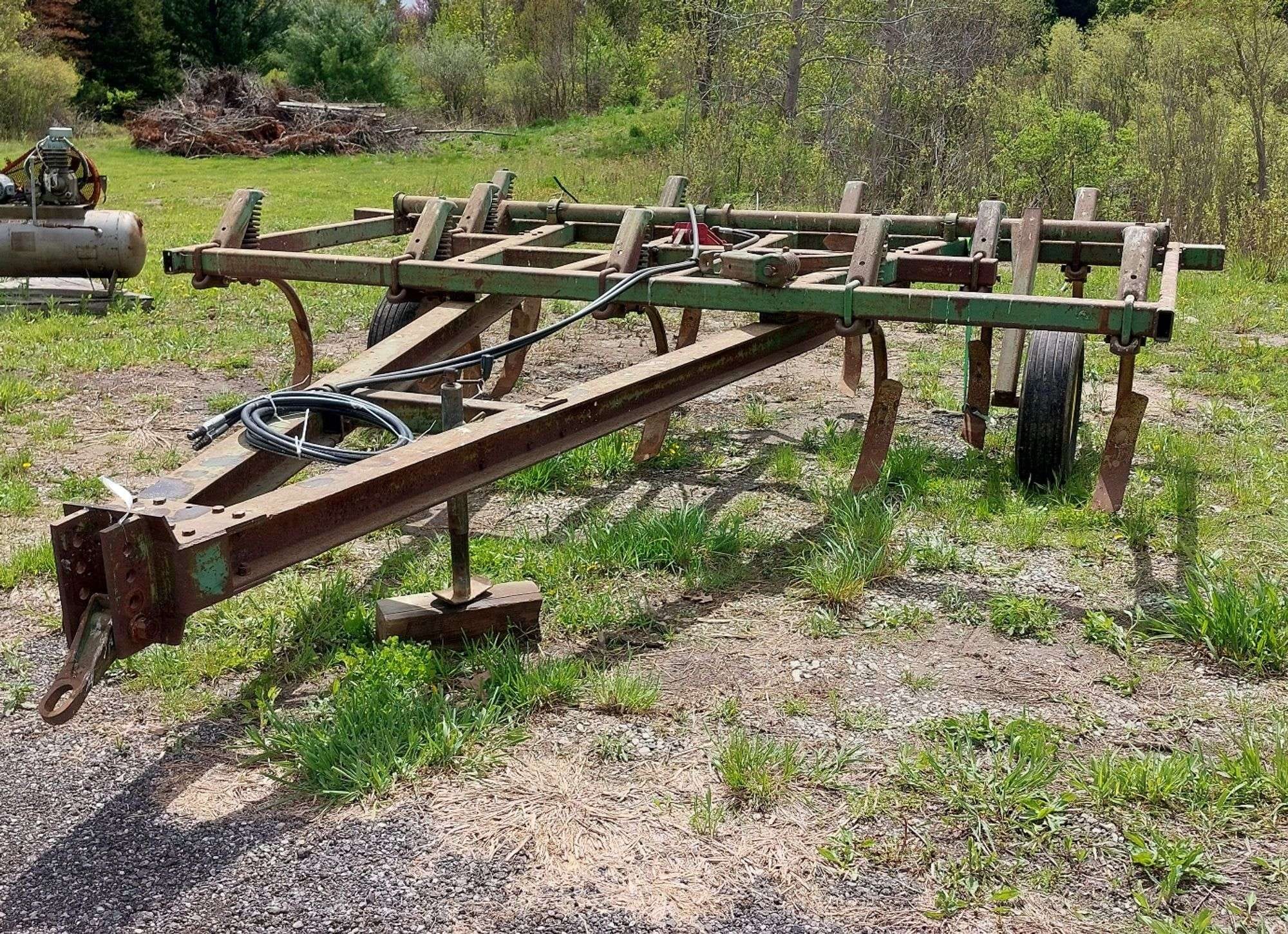 John Deere E1610 Equipment Image0